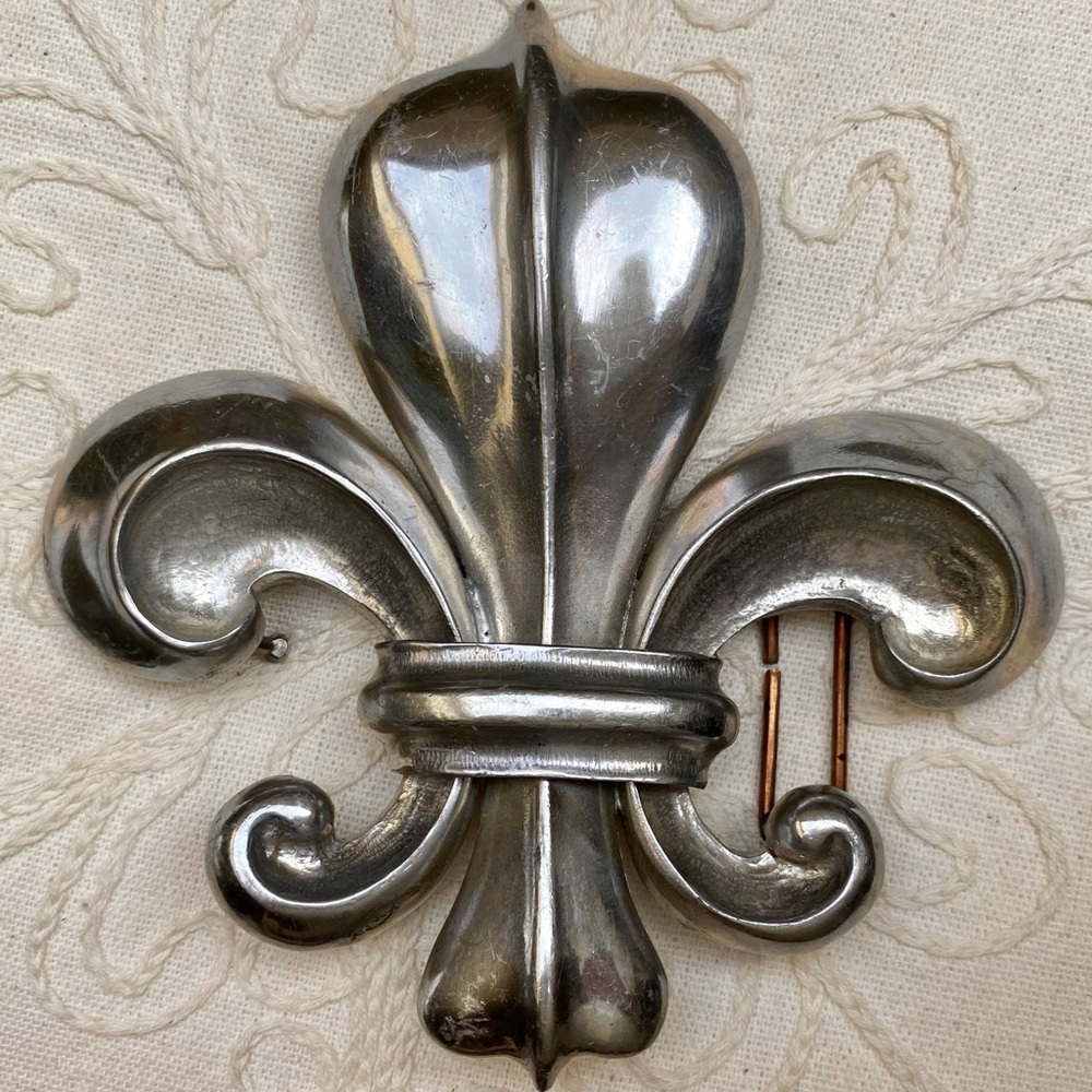 Rare 1989 Christopher Ross exquisite silver Fleur-de-Lis belt buckle